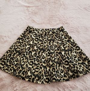 High waisted leopard skirt!